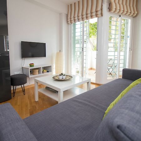The Perfect Family Apartment マラガ エクステリア 写真